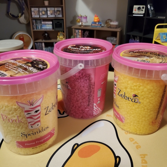 Pink Zebra Wax Sprinkle Buckets - Picture 5 of 5
